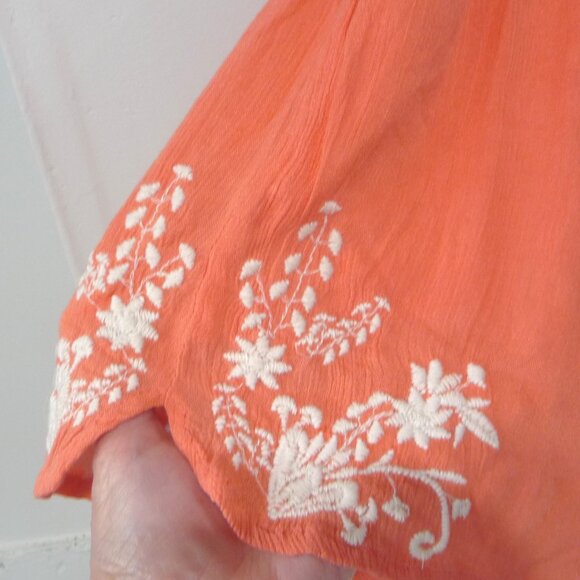 RAMPAGE ROMPER CORAL SIZE SMALL EMBROIDERED - Picture 3 of 11